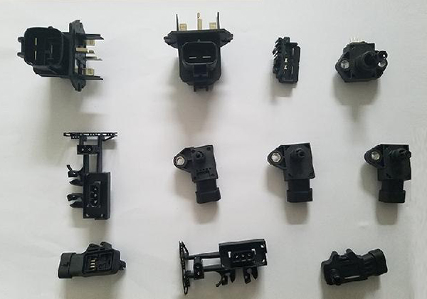 汽(qi)車模具(ju)